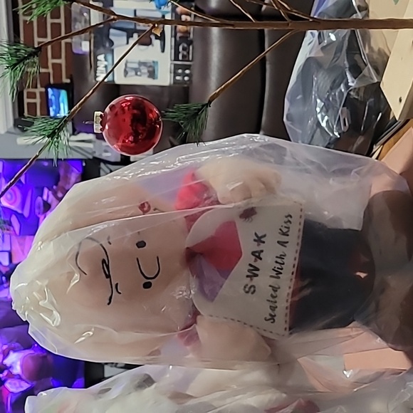 Charlie brown snoopy and charlie brown christmas tree - Picture 3 of 4